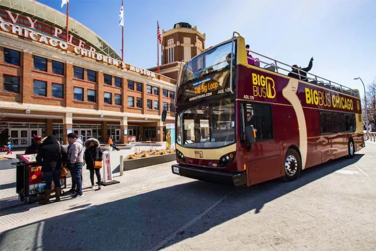 Ônibus turístico Big Bus em Chicago